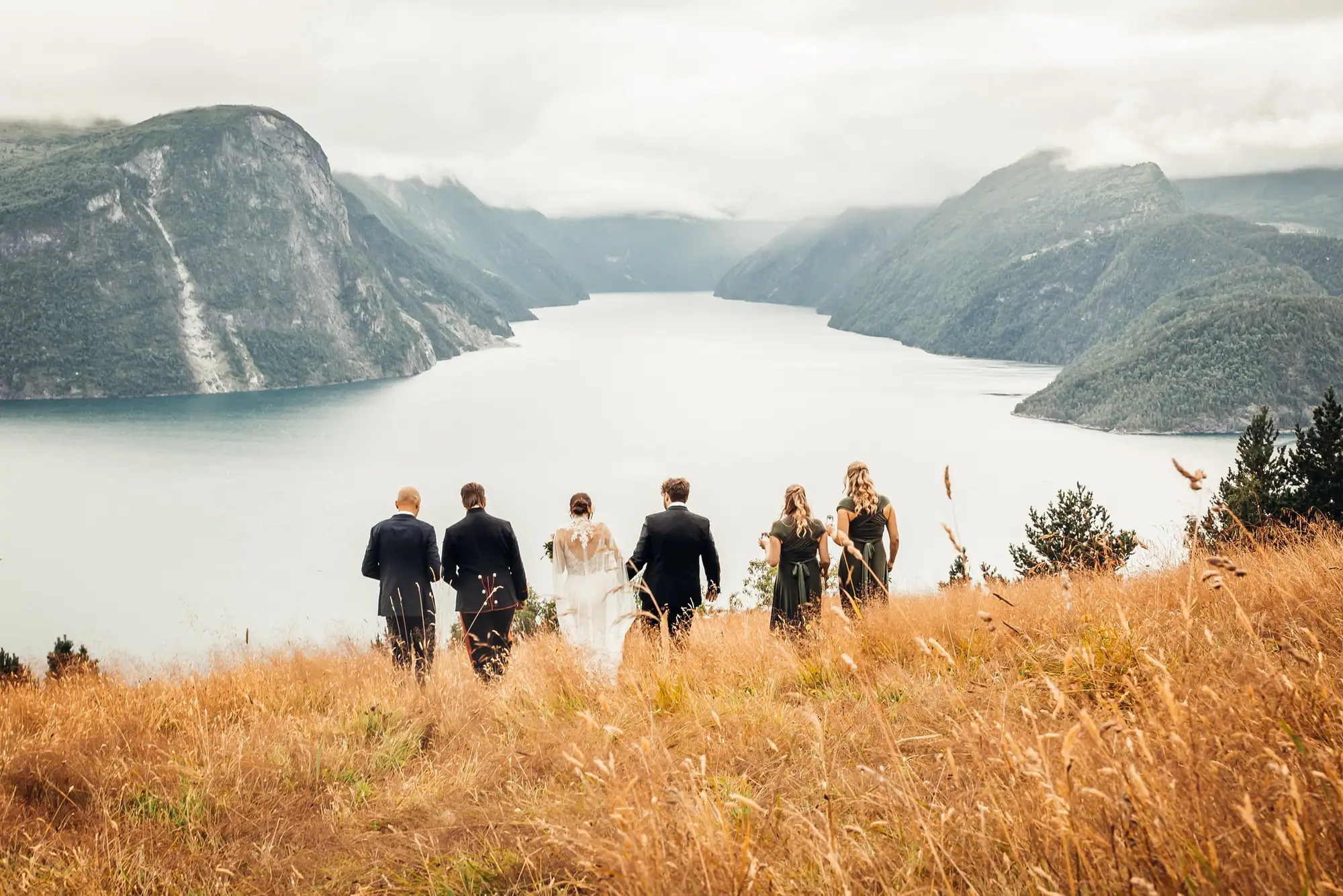 Øyeblikk fra en bryllupsdag, fotografert av Marte Bjørgum