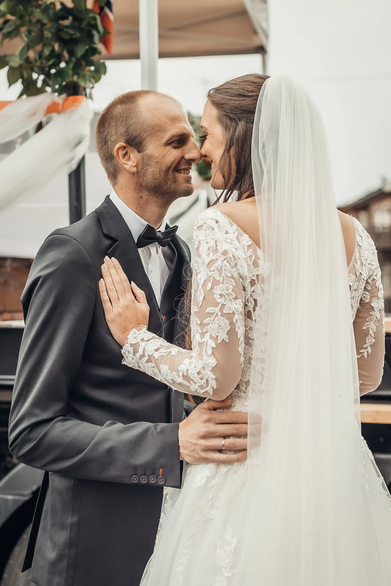 Øyeblikk fra en bryllupsdag, fotografert av Marte Bjørgum